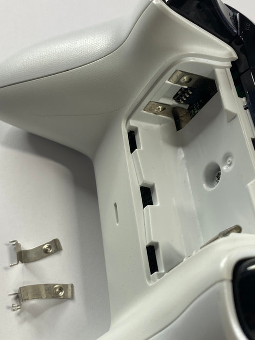 XBOX ONE Controller Battery Terminals Cleaning & Repair Service