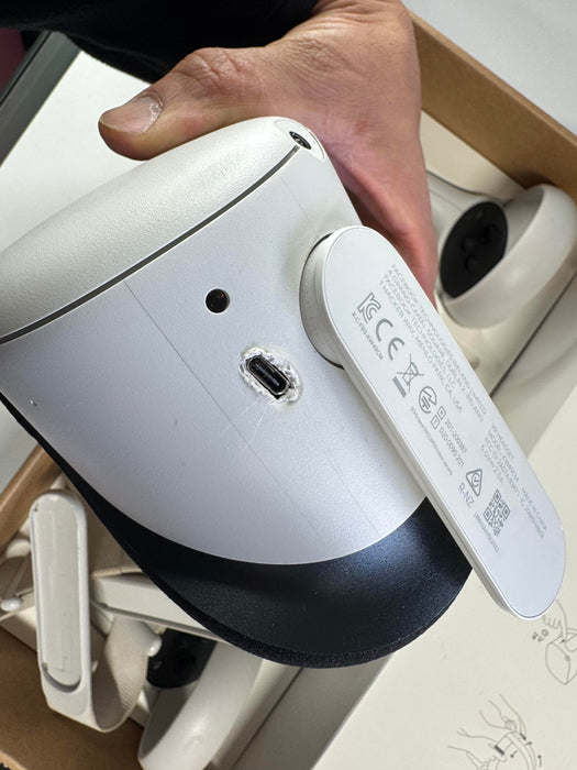 Meta Quest 2 Burnt USB Port Repair - Melted USB-C Port Replacement